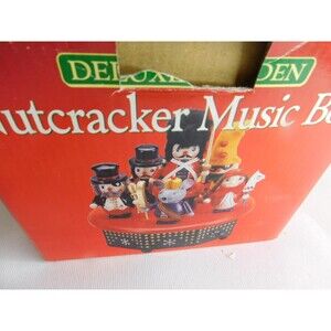 Vintage Timeless Treasures Deluxe Wooden Nutcracker Christmas Music Box READ